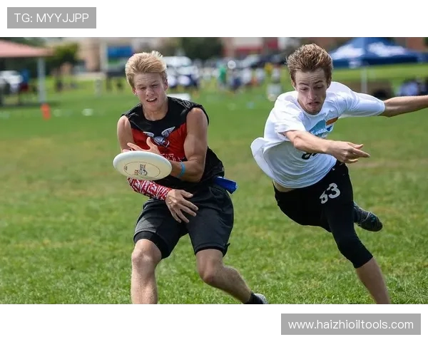 杭州飞盘队与重庆飞盘队赛后心理素质对比分析与反思