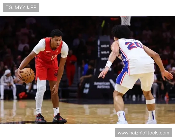 76人强势对阵热火，恩比德与巴特勒对决激烈，东部季后赛争夺战一触即发