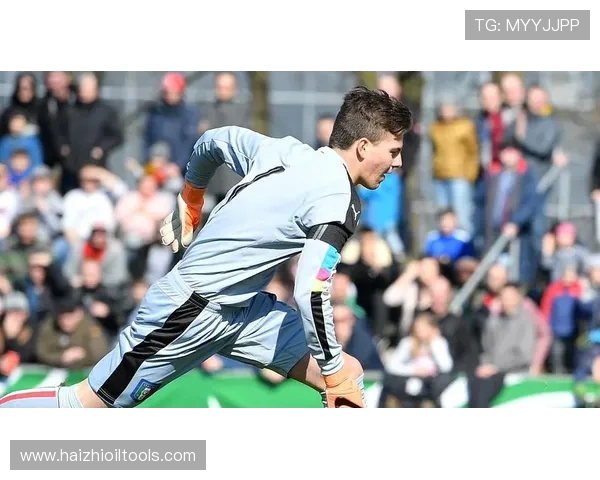 巴塞罗那巅峰对决再掀足球风暴欧洲豪门争锋点燃绿茵激情