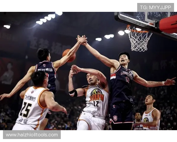 上海男篮全运赛场对决北京队展现篮球激情与实力较量